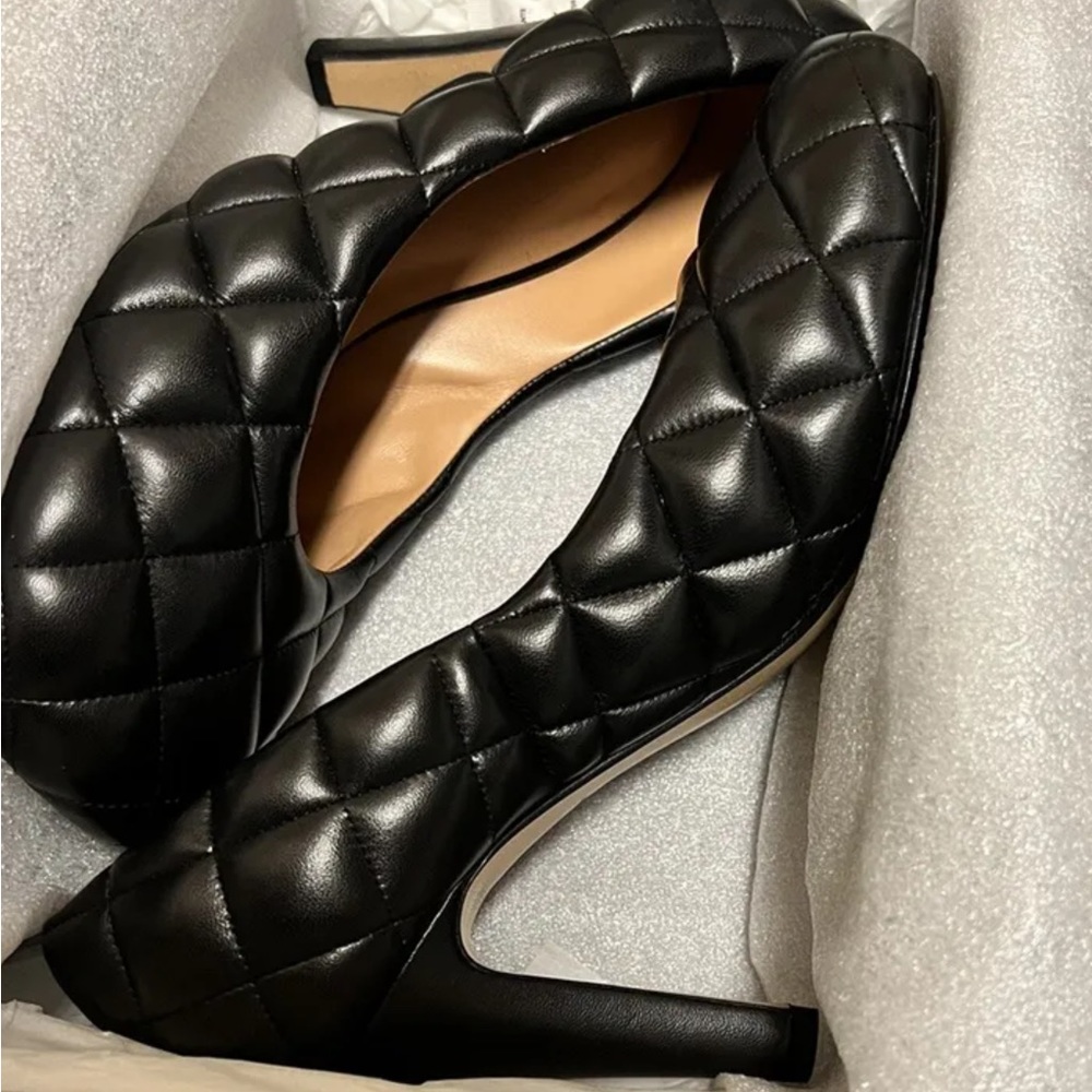 NWB Bottega Veneta block leather pump